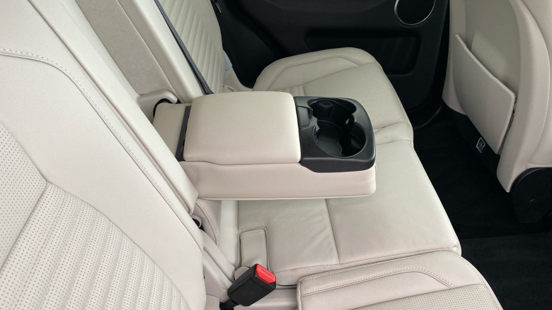 Land Rover Discovery Sport 2.0 P250 SE 5dr Auto Petrol Station Wagon